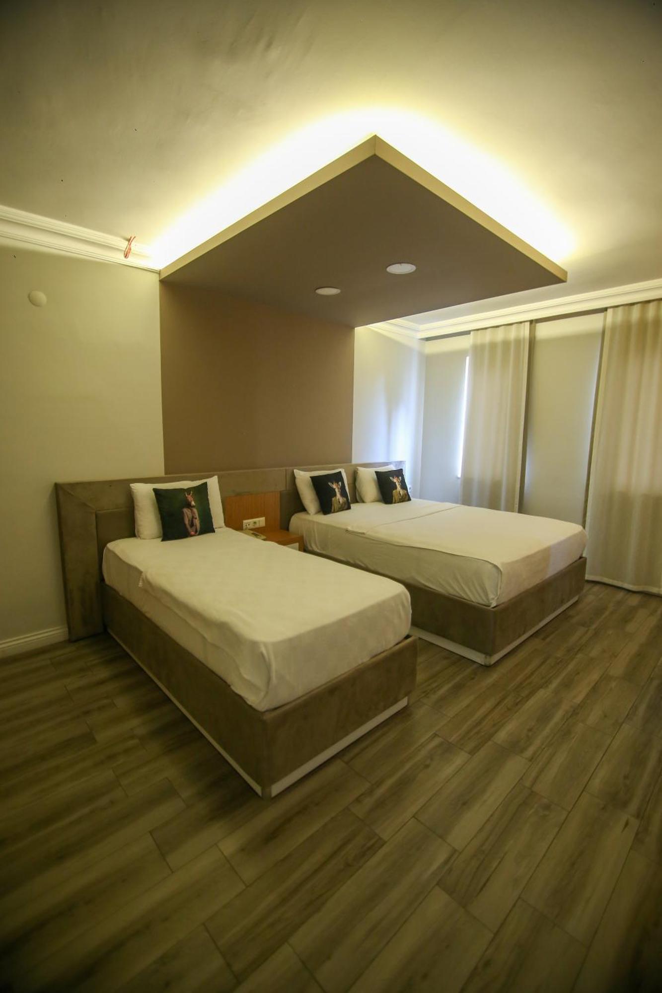 Cevik Palace Hotel Antalya Buitenkant foto