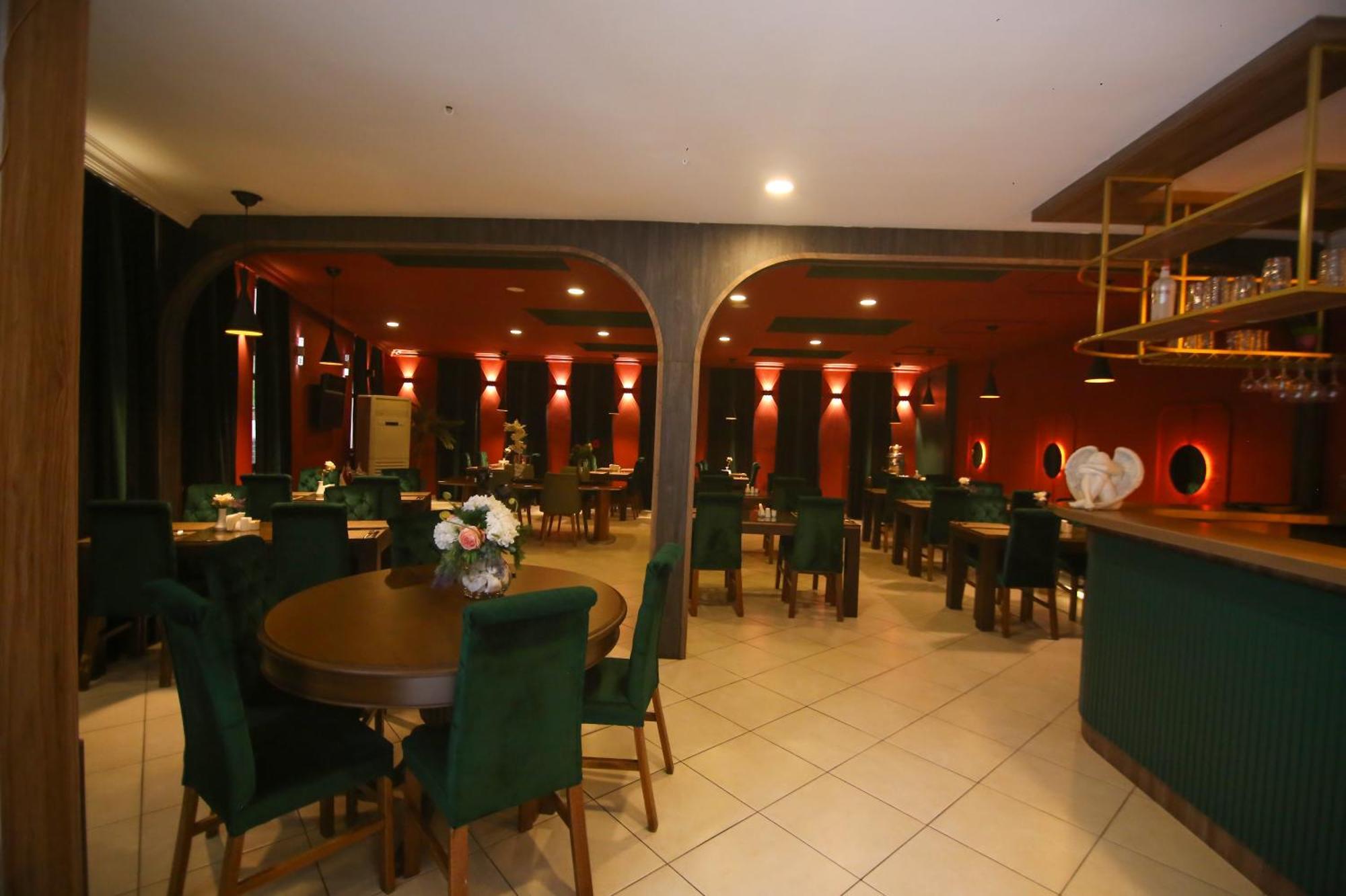 Cevik Palace Hotel Antalya Buitenkant foto